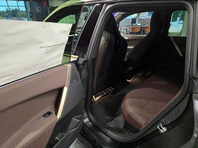 2026 BMW iX xDrive60