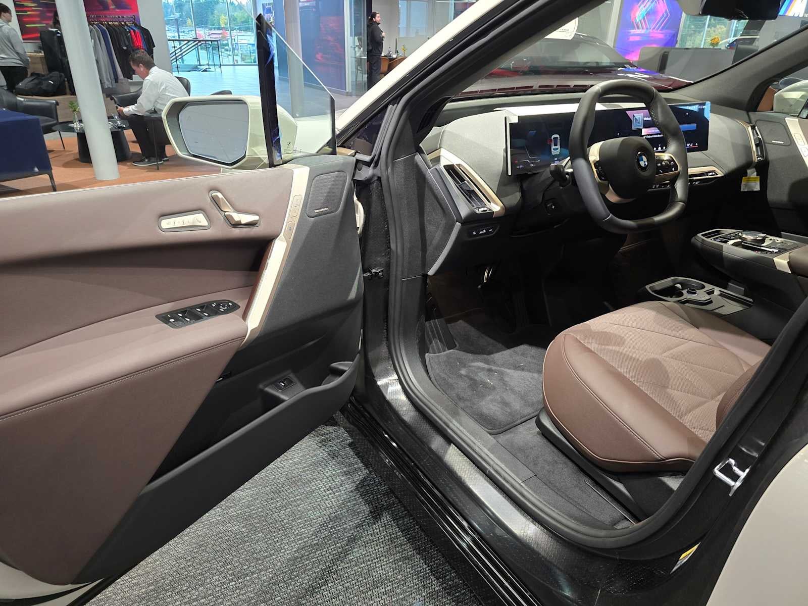 2026 BMW iX xDrive60