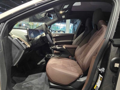 2026 BMW iX xDrive60