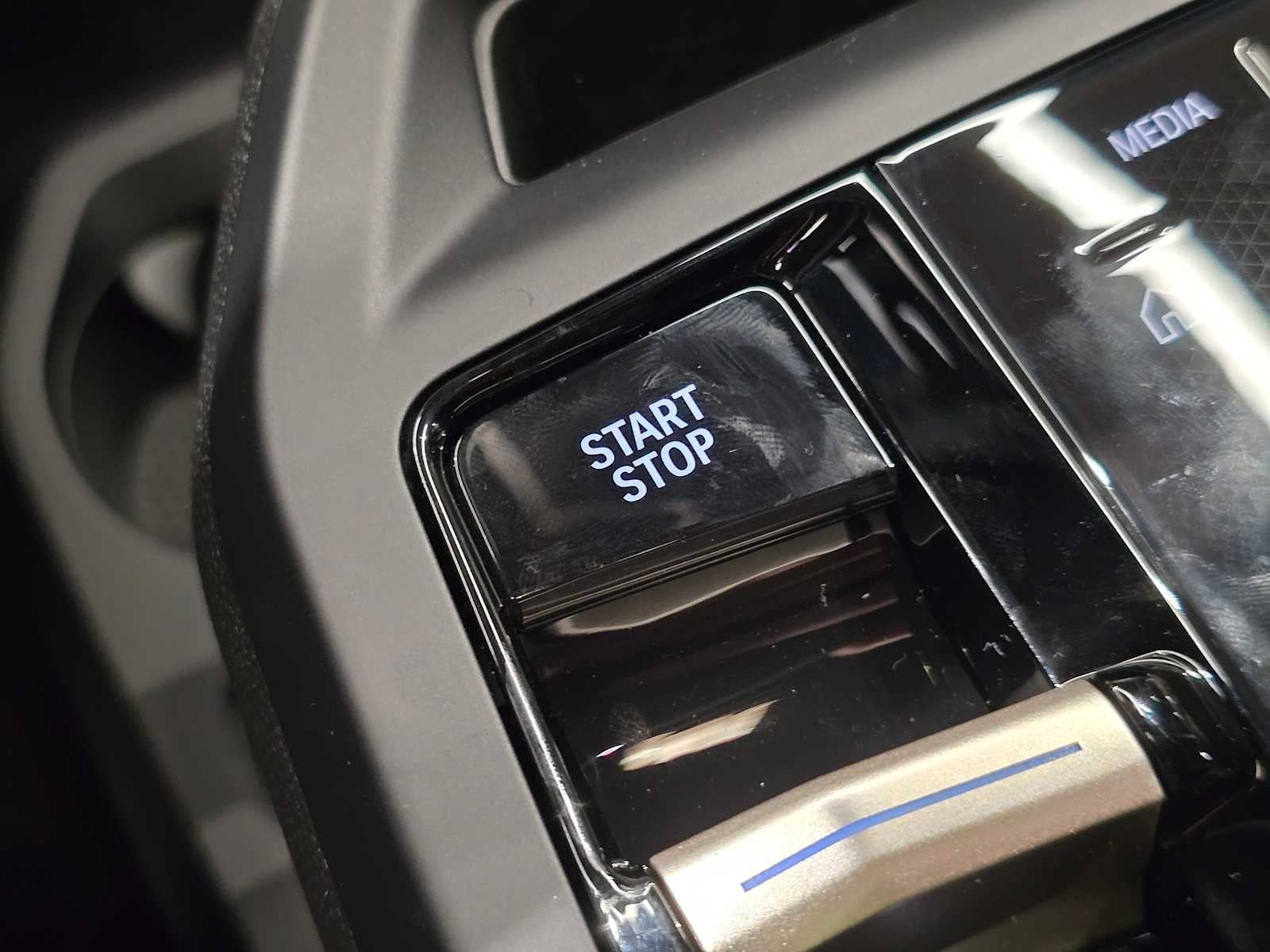 2026 BMW iX xDrive60