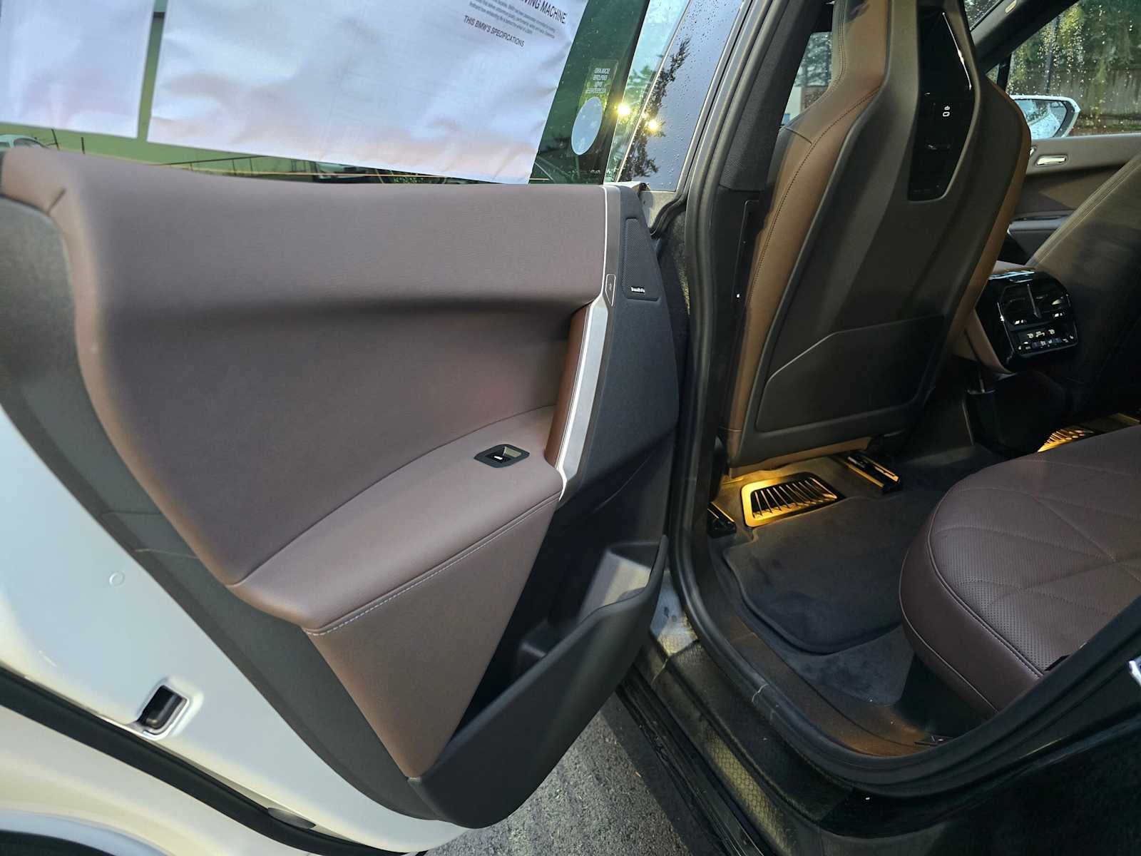 2026 BMW iX xDrive60