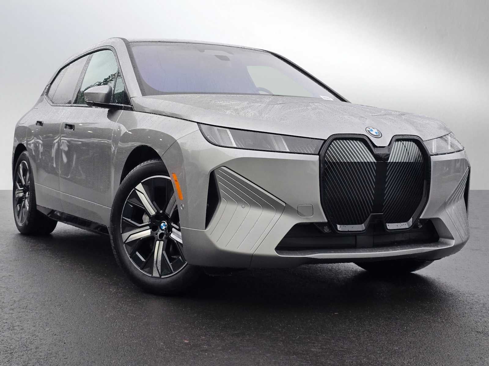 2026 BMW iX xDrive60