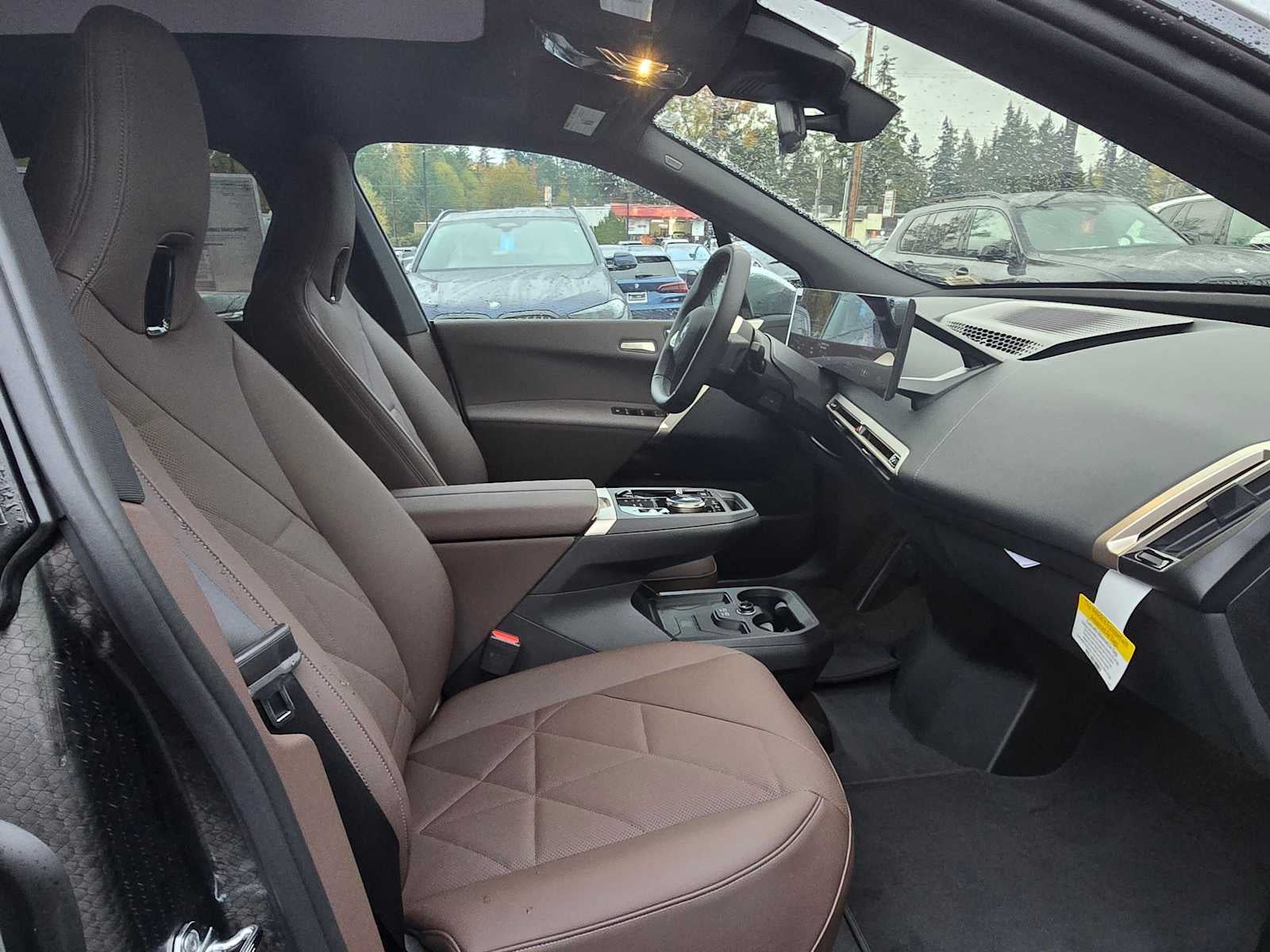 2026 BMW iX xDrive60