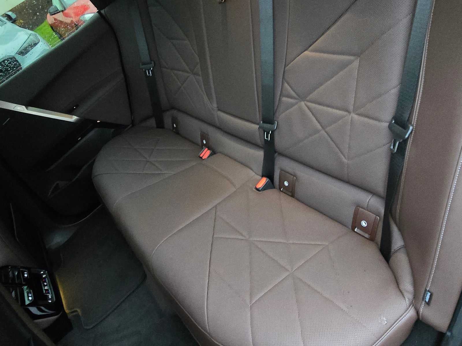 2026 BMW iX xDrive60