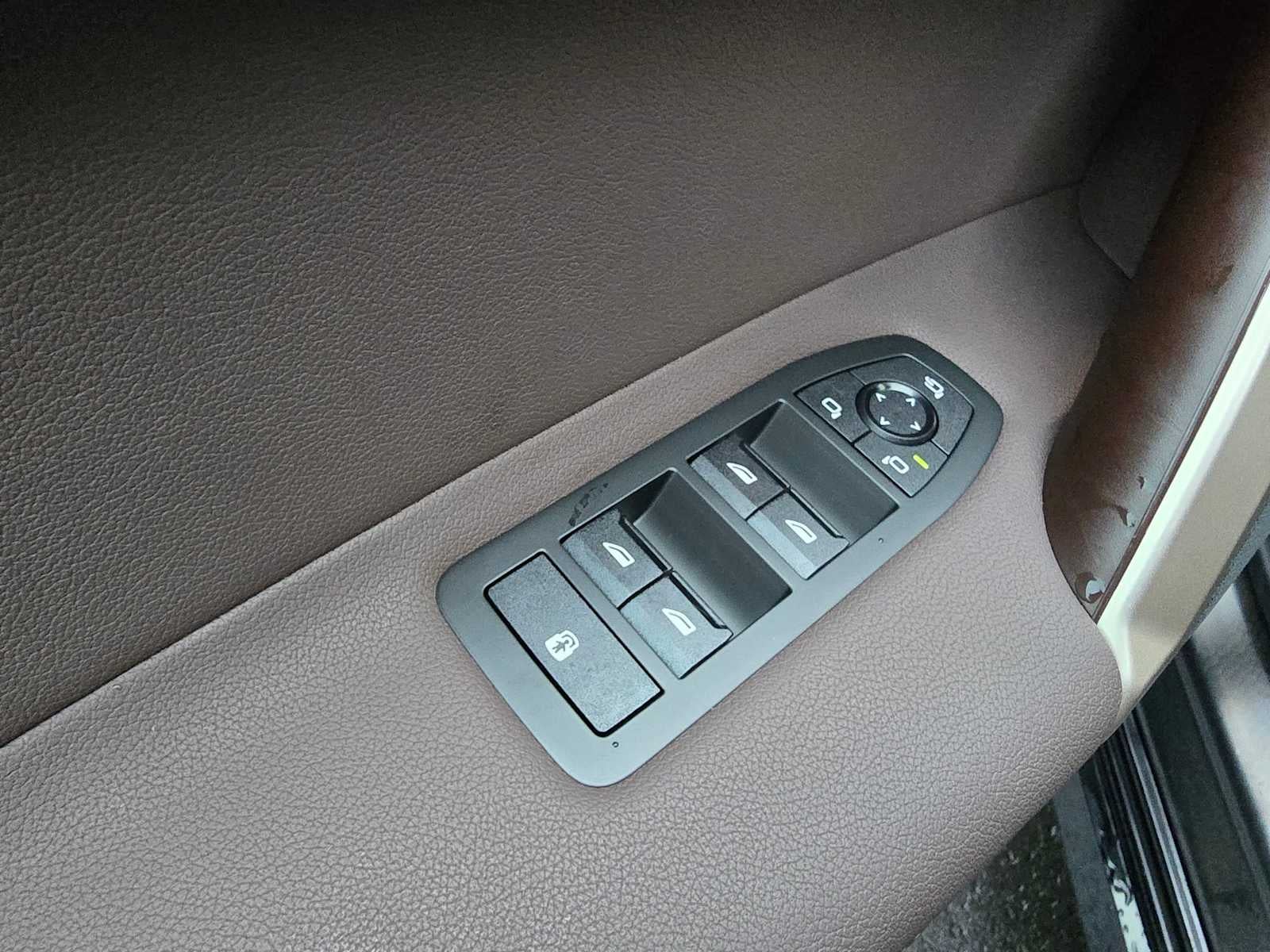 2026 BMW iX xDrive60