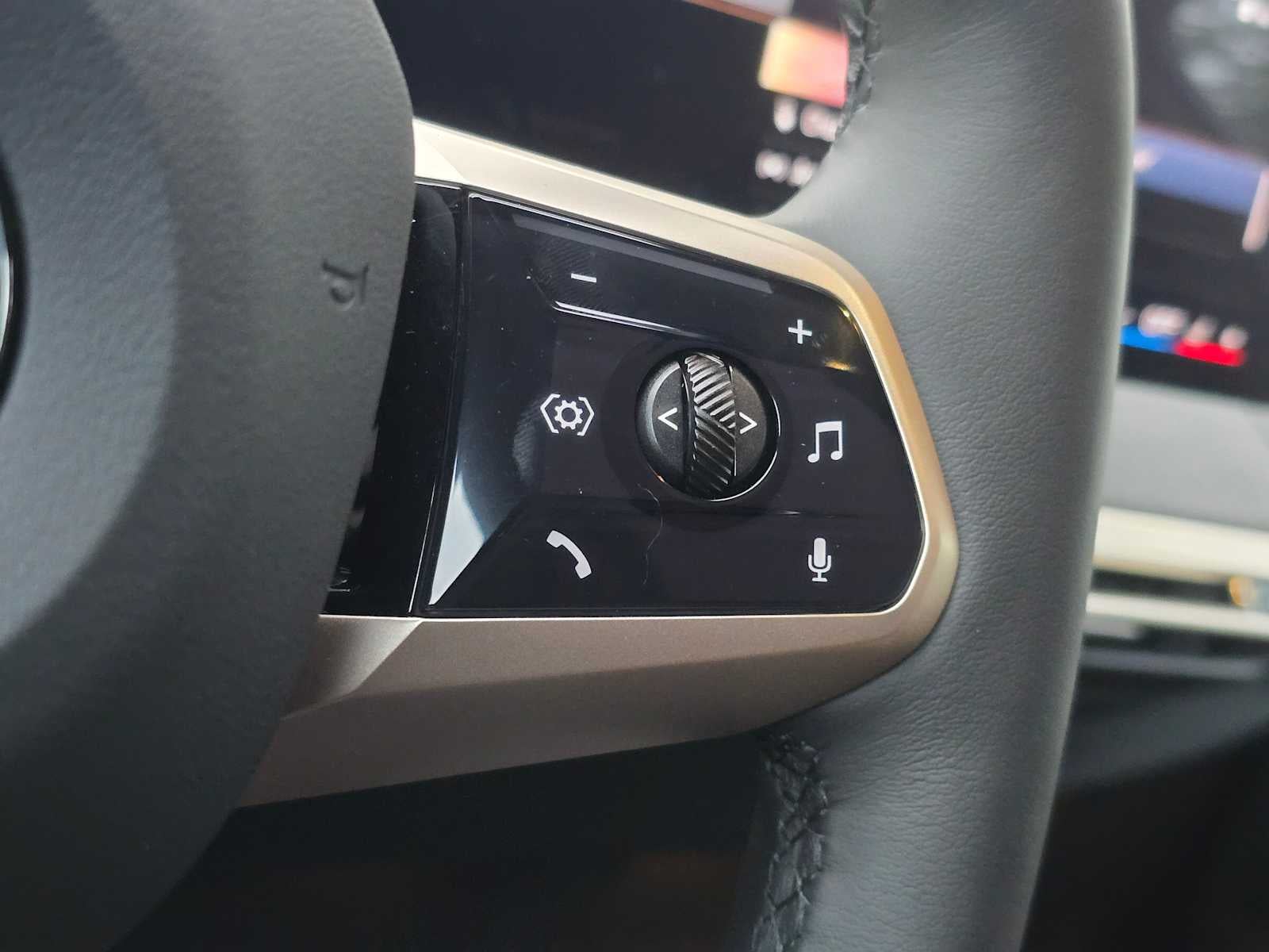 2026 BMW iX xDrive60