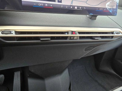 2026 BMW iX xDrive60