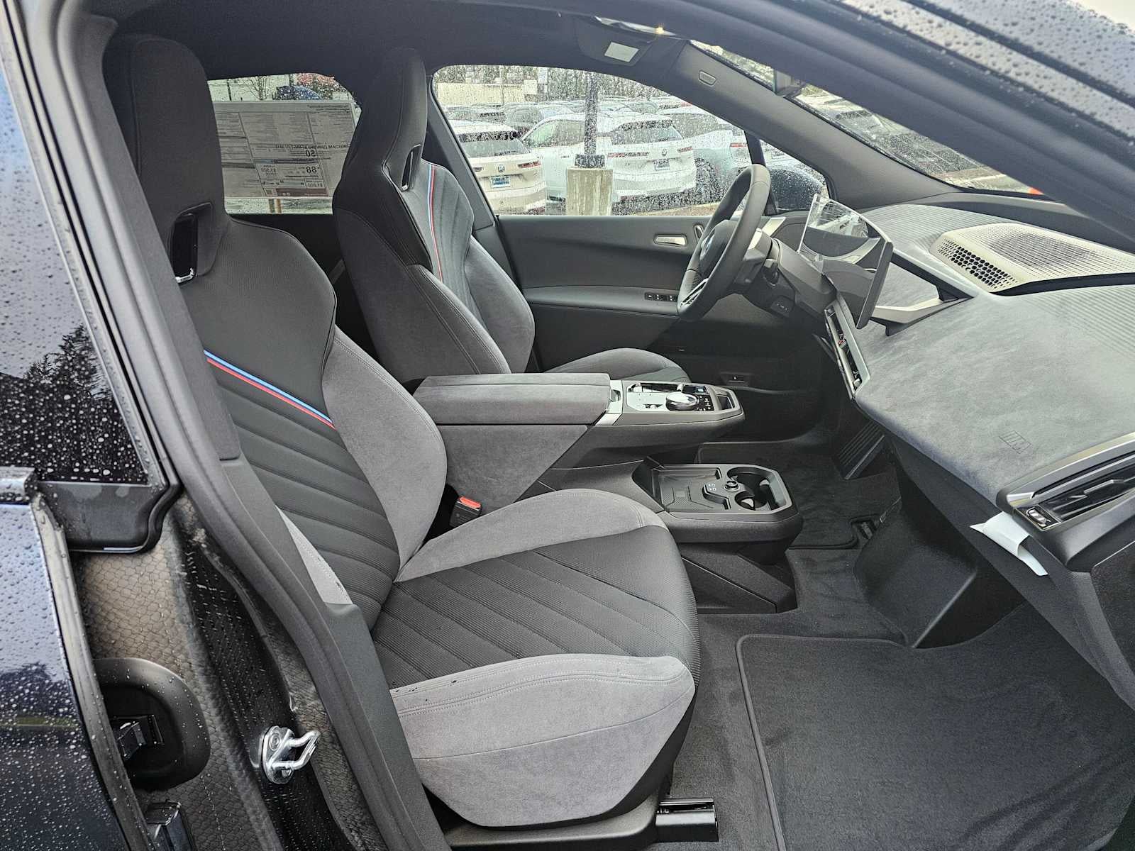 2026 BMW iX xDrive60