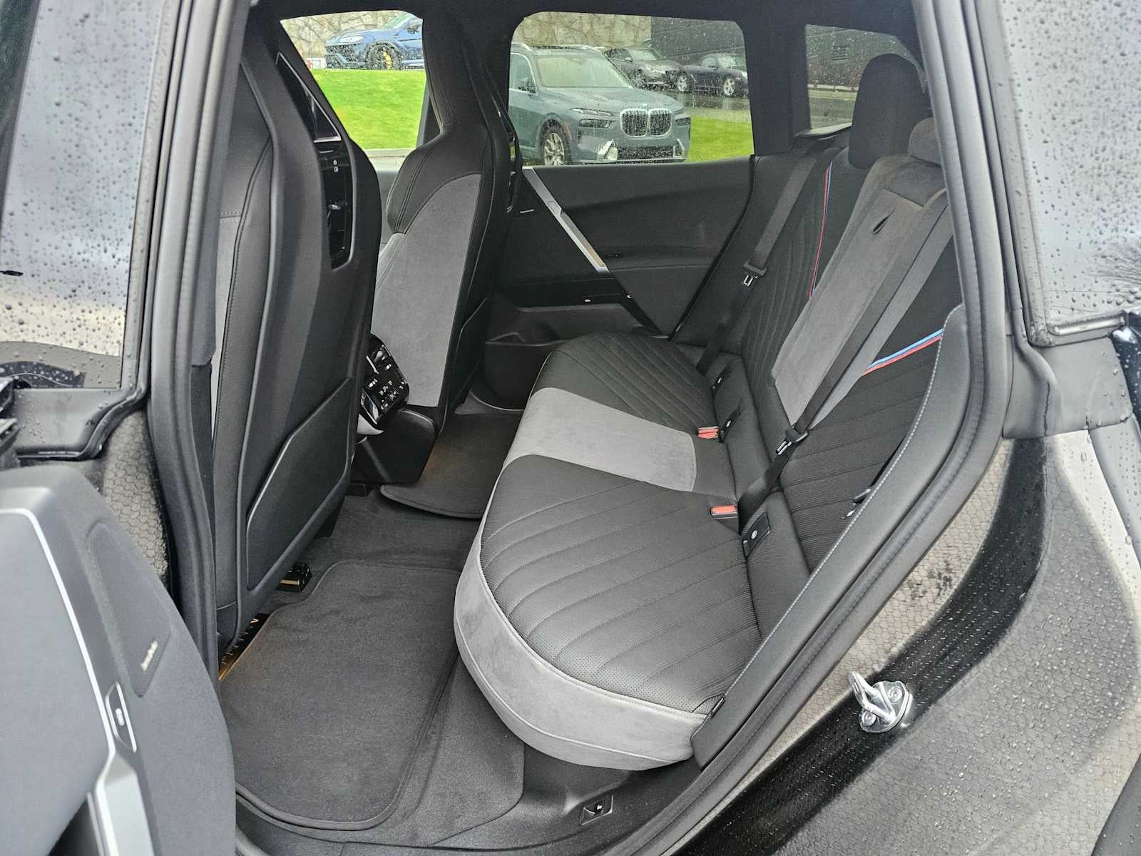 2026 BMW iX xDrive60