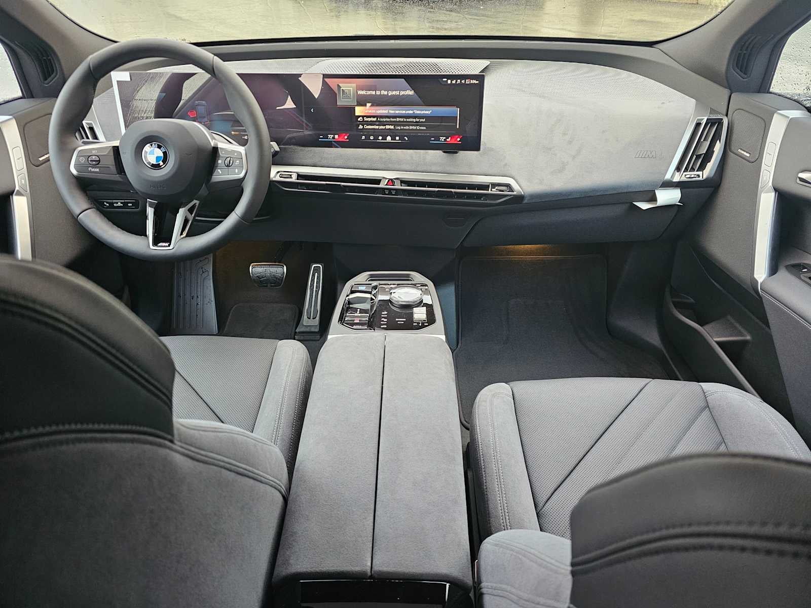 2026 BMW iX xDrive60