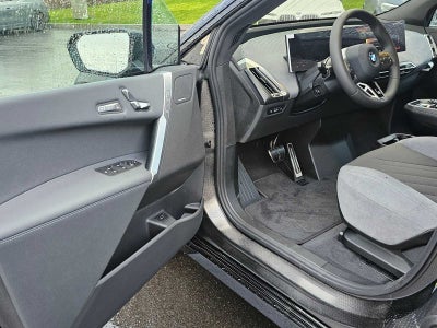 2026 BMW iX xDrive60