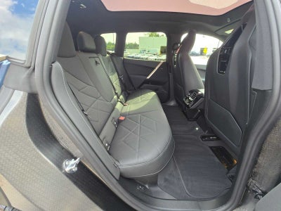 2026 BMW iX xDrive60