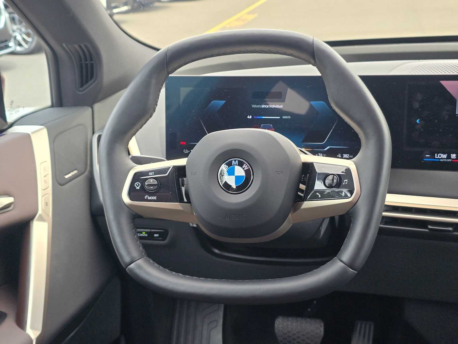 2026 BMW iX xDrive60