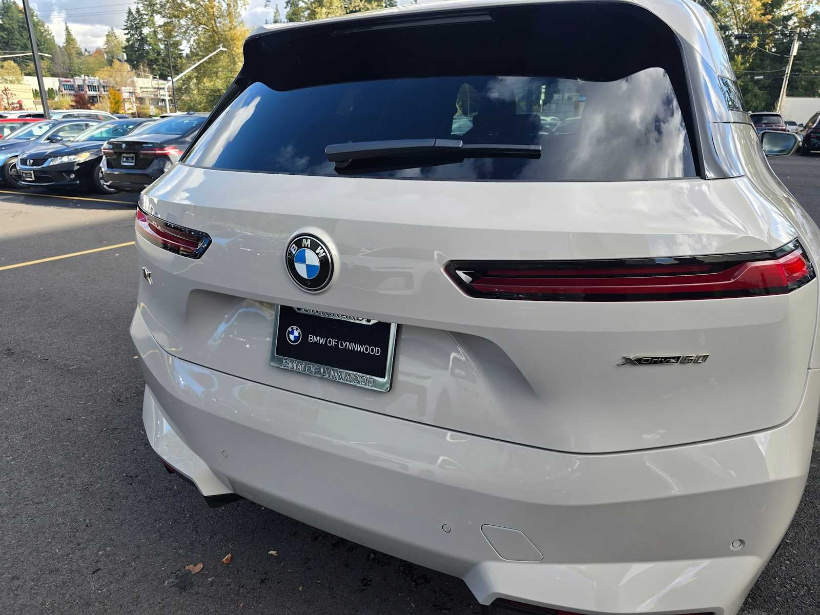 2026 BMW iX xDrive60