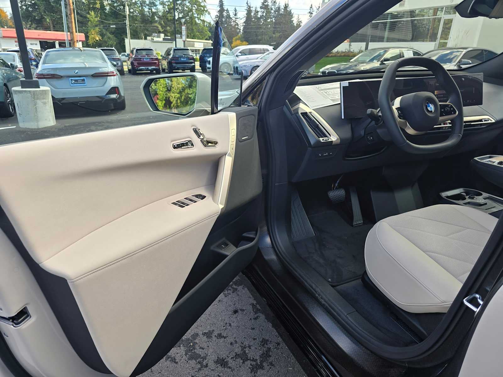 2026 BMW iX xDrive60