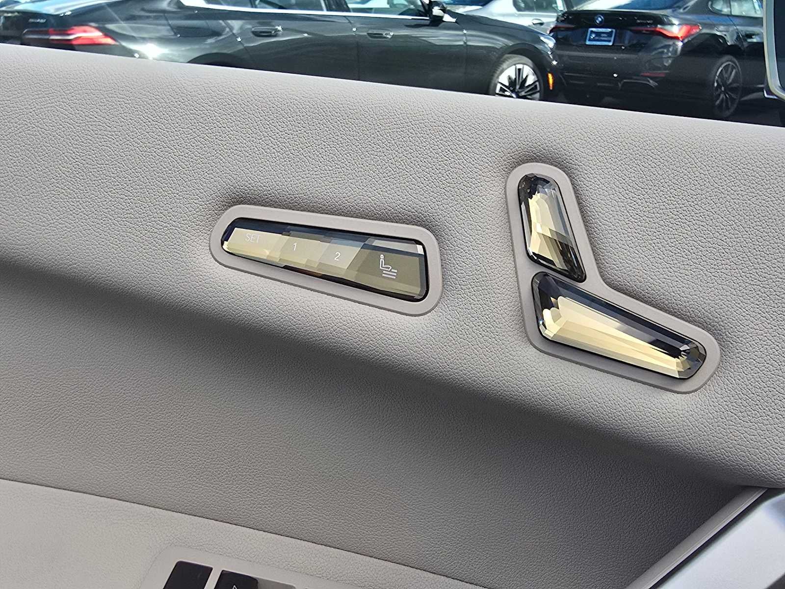 2026 BMW iX xDrive60