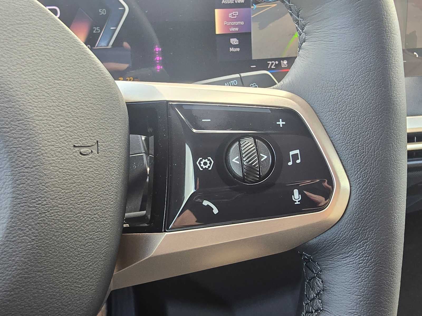 2026 BMW iX xDrive60