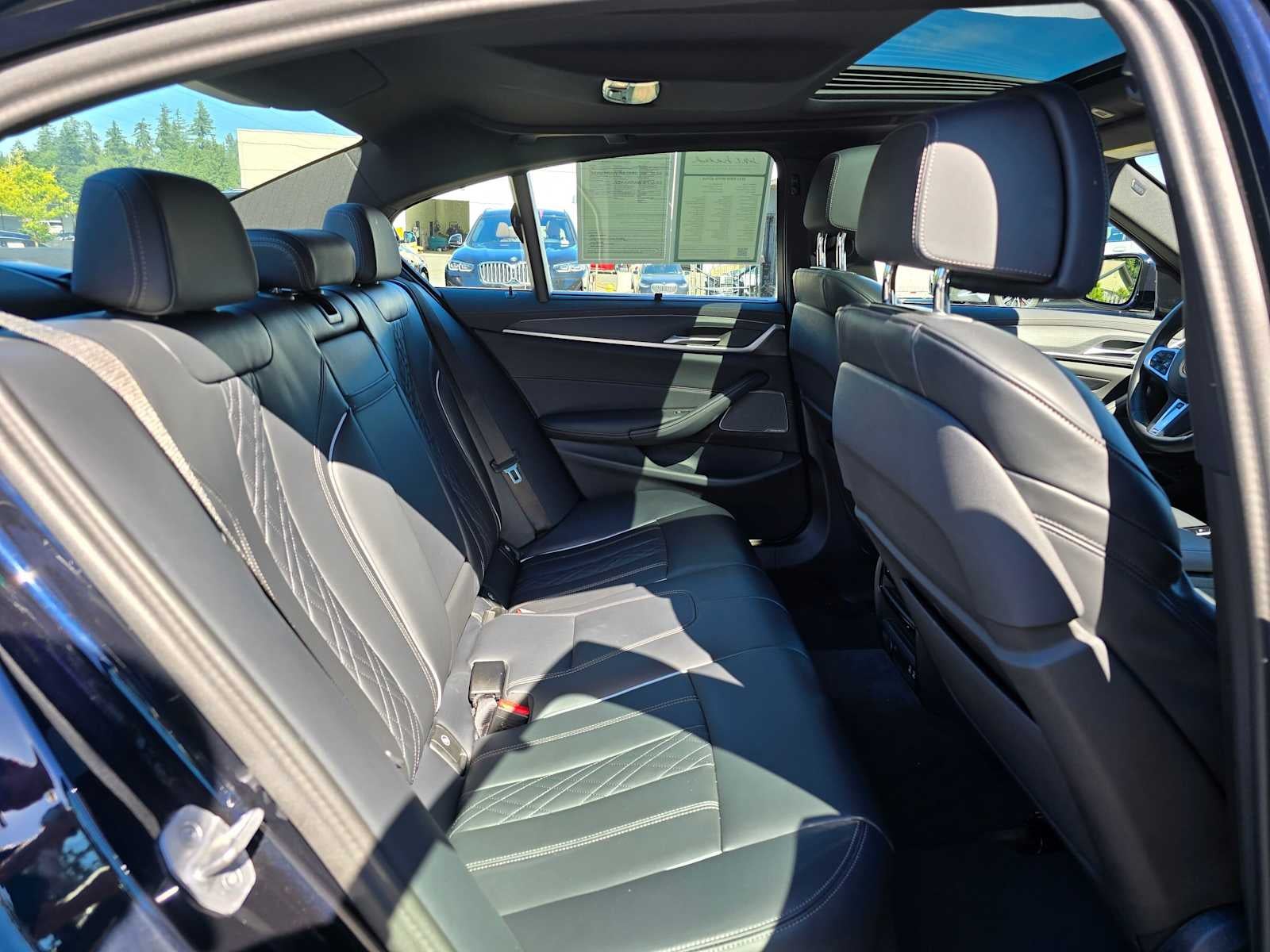 2023 BMW 5 Series M550i xDrive