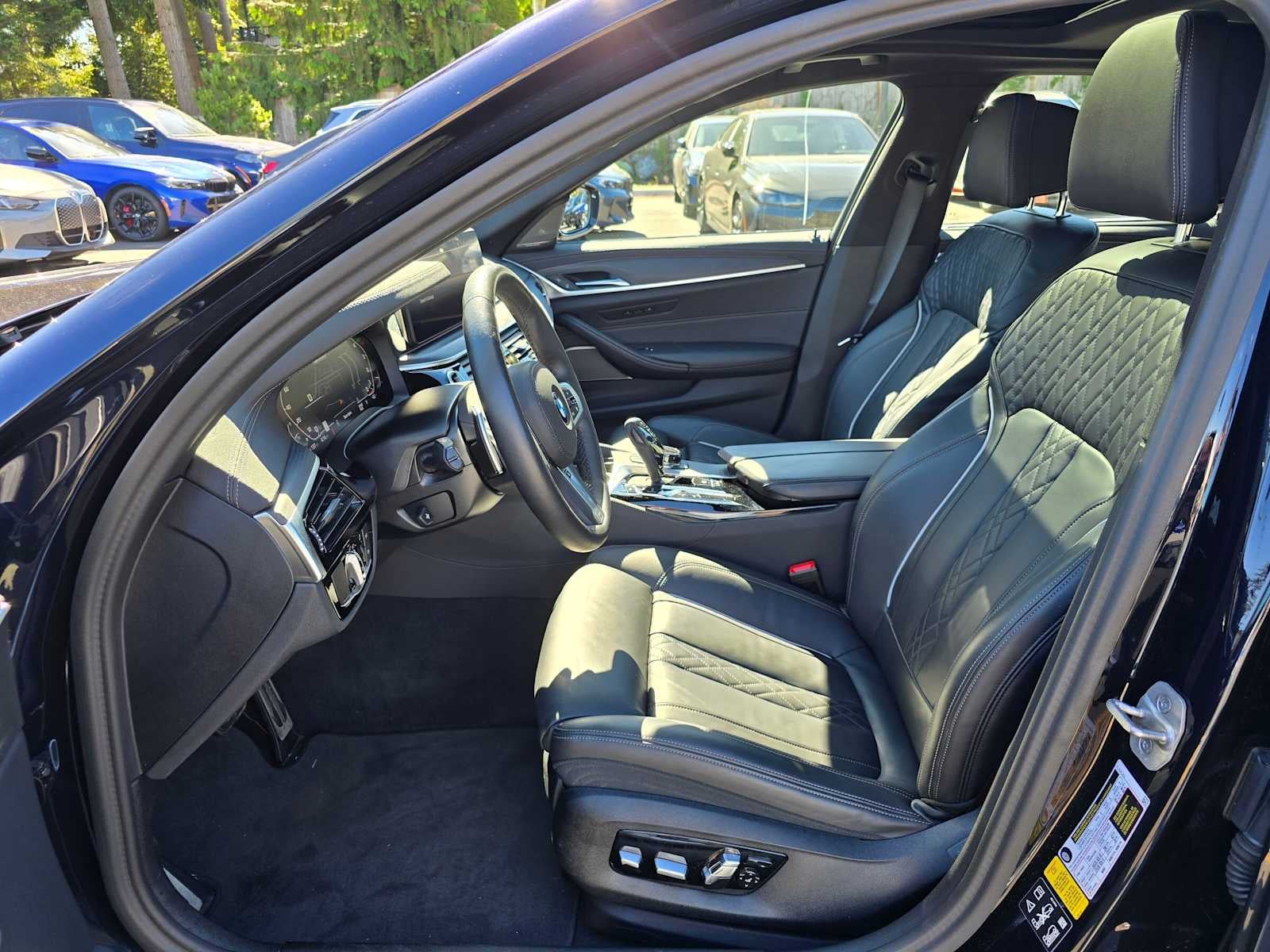 2023 BMW 5 Series M550i xDrive