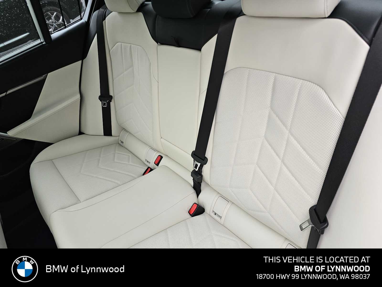 2026 BMW 550e xDrive 550e xDrive