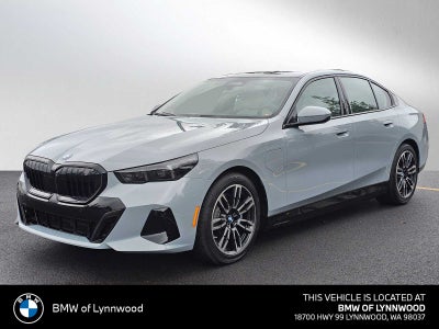 2026 BMW 550e xDrive 550e xDrive