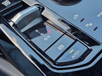 2026 BMW 5 Series 550e xDrive