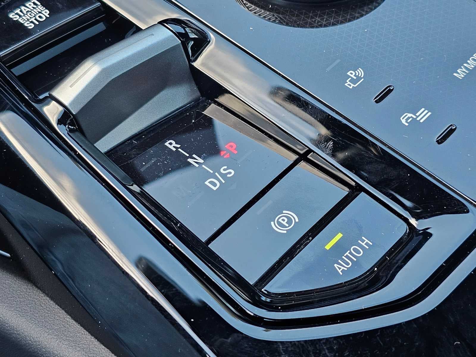 2026 BMW 5 Series 550e xDrive