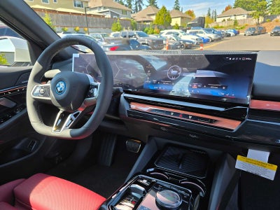 2026 BMW 5 Series 550e xDrive