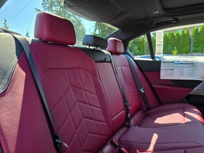 2026 BMW 5 Series 550e xDrive