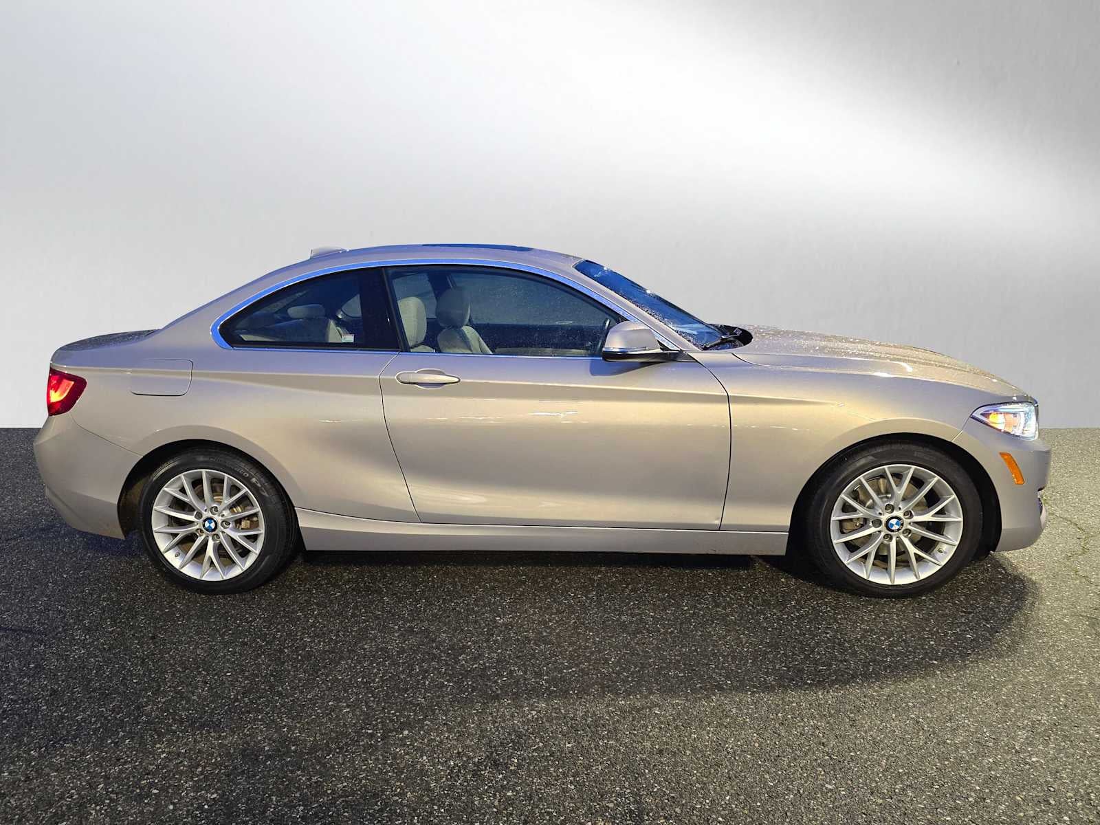 2016 BMW 2 Series 228i xDrive