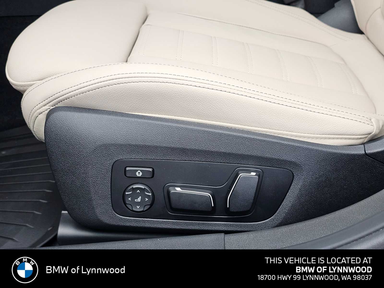 2026 BMW 330i xDrive 330i xDrive