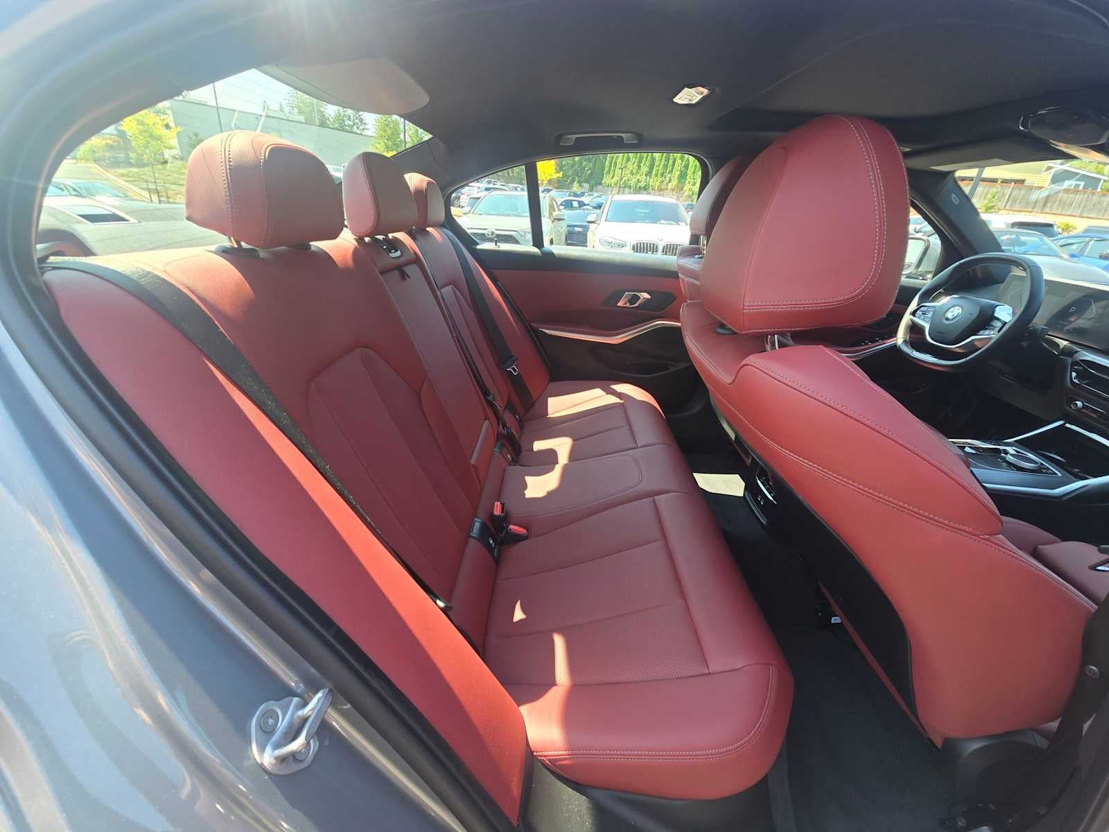 2025 BMW 3 Series 330i xDrive