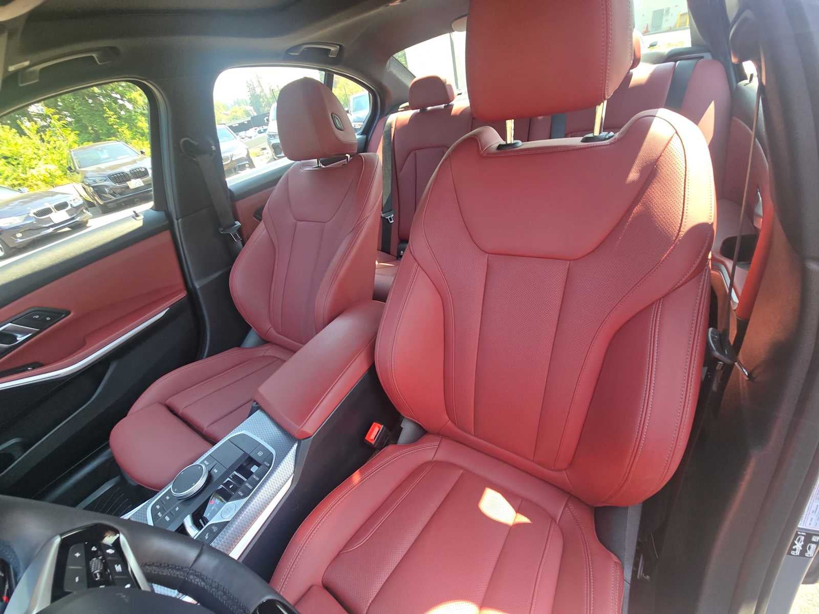 2025 BMW 3 Series 330i xDrive