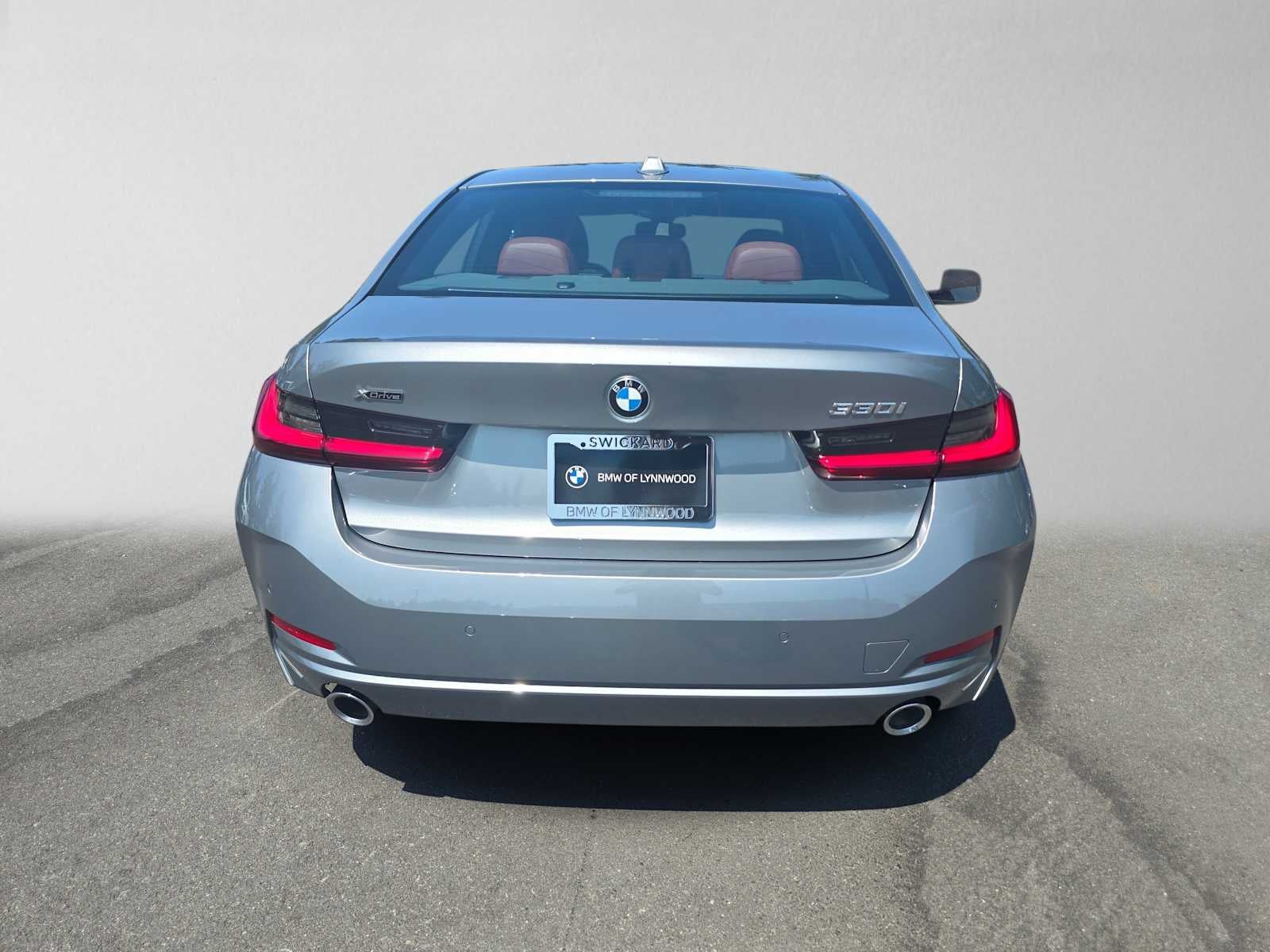 2025 BMW 3 Series 330i xDrive