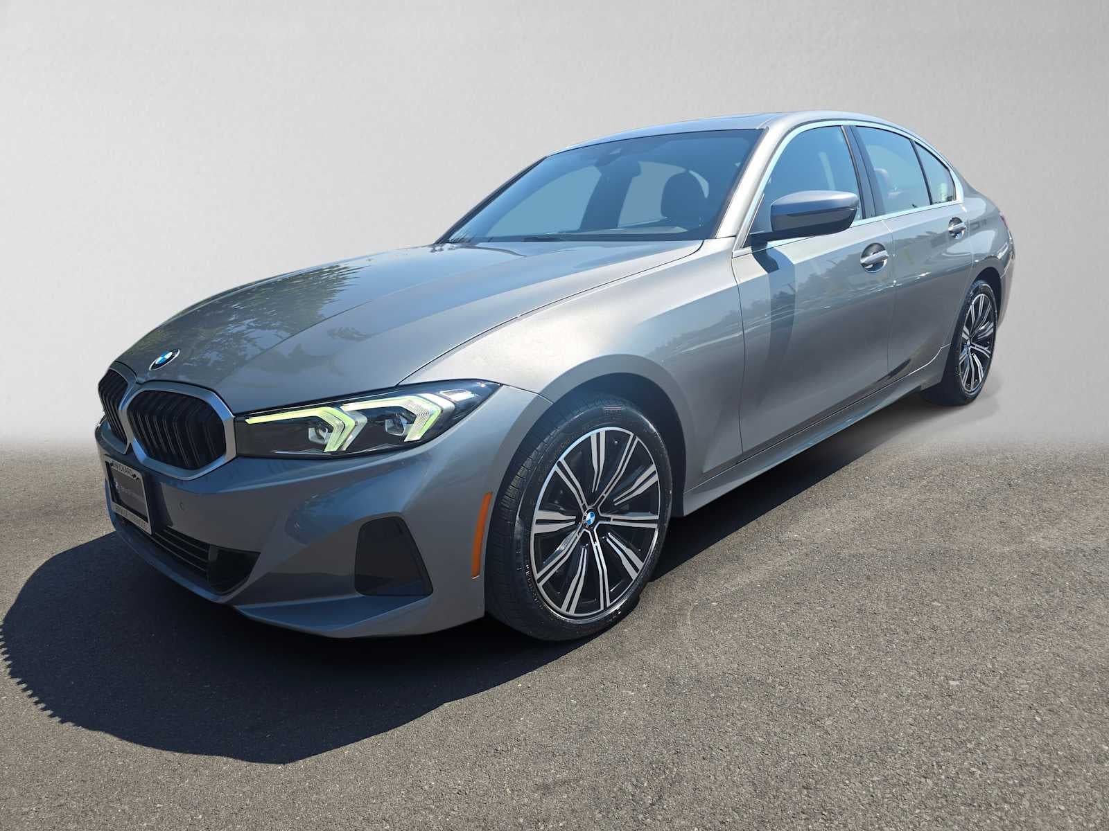 2025 BMW 3 Series 330i xDrive