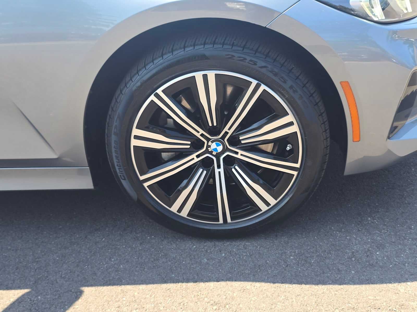 2025 BMW 3 Series 330i xDrive