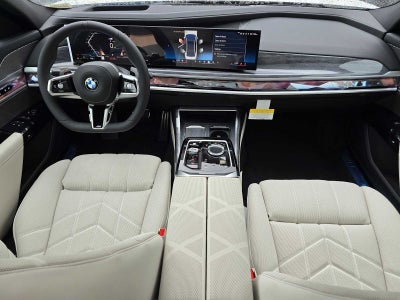 2025 BMW 7 Series 740i xDrive