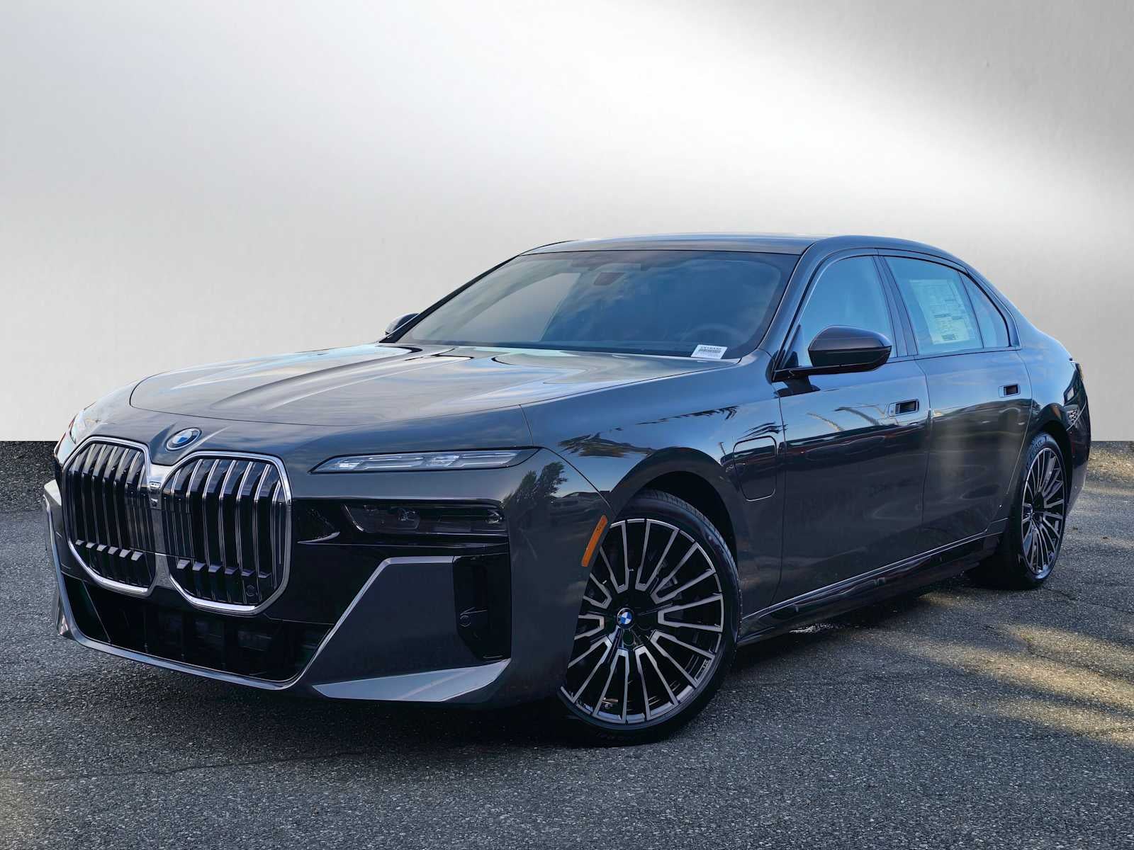 2025 BMW 7 Series 750e xDrive