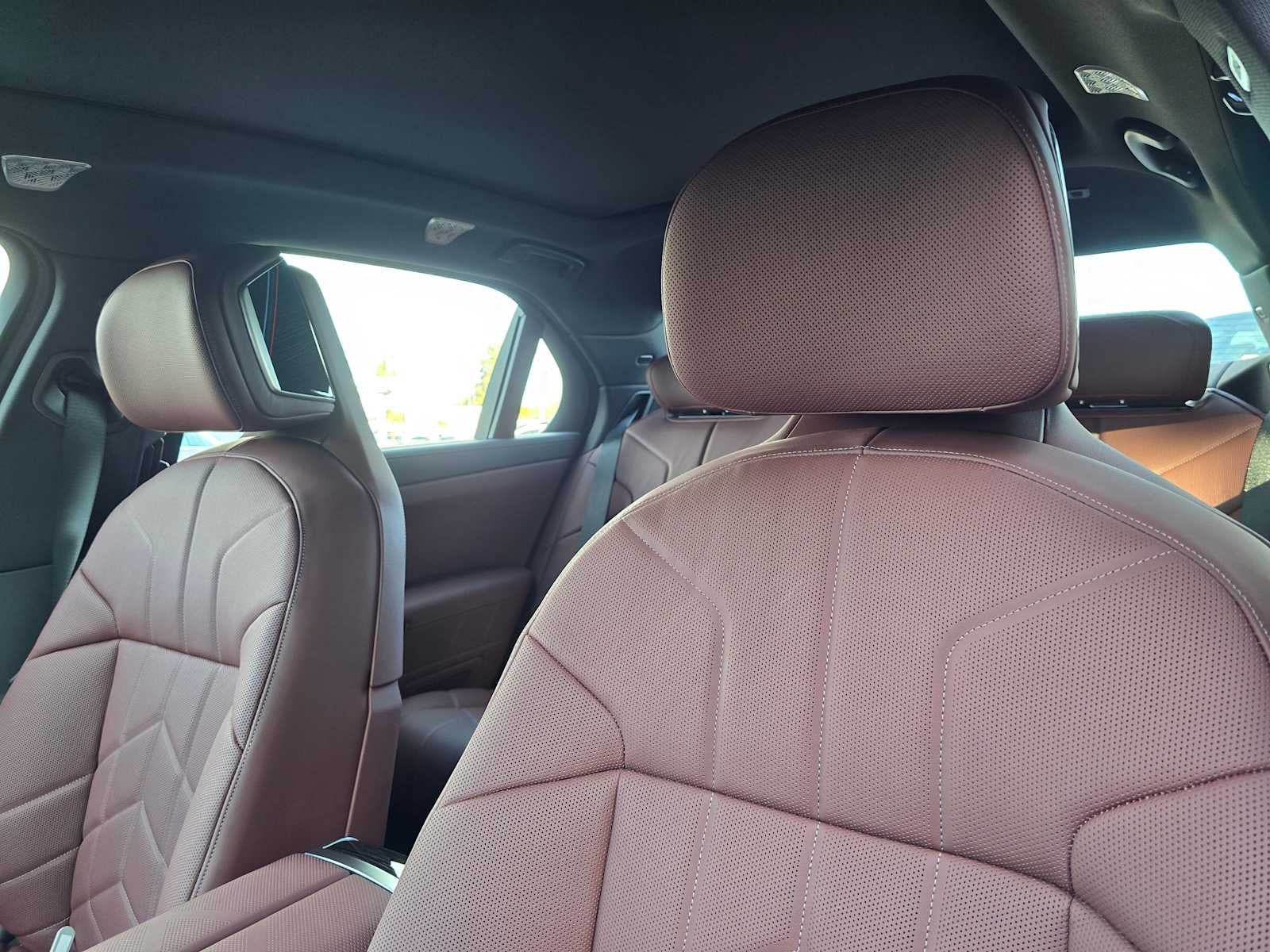 2025 BMW 7 Series 750e xDrive