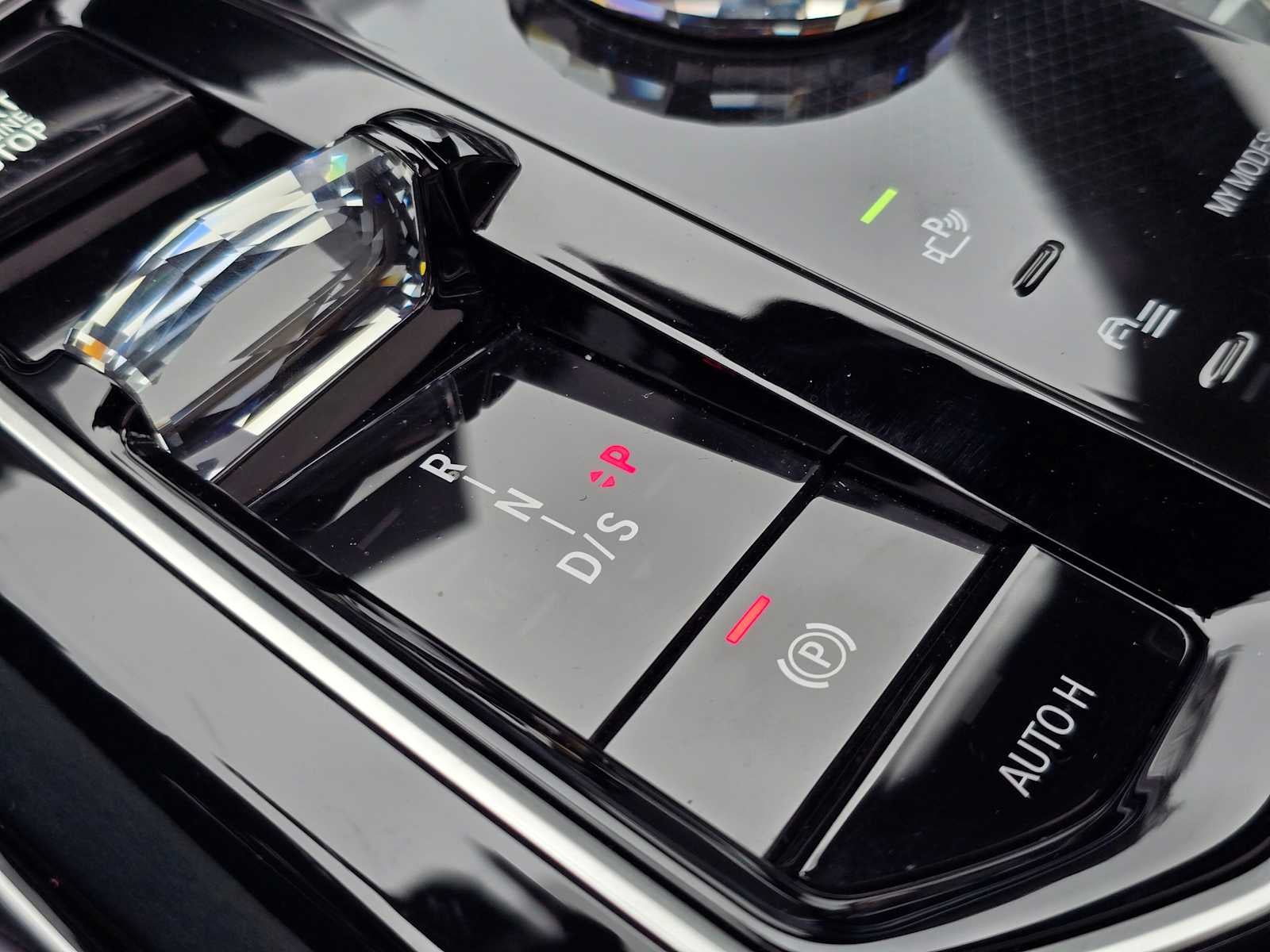 2025 BMW 750e xDrive 750e xDrive