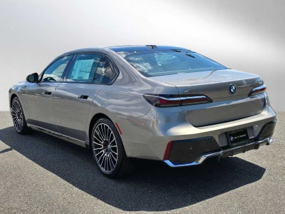 2025 BMW 7 Series 750e xDrive