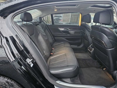 2018 BMW 7 Series 740e xDrive iPerformance
