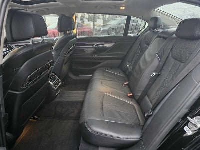 2018 BMW 7 Series 740e xDrive iPerformance