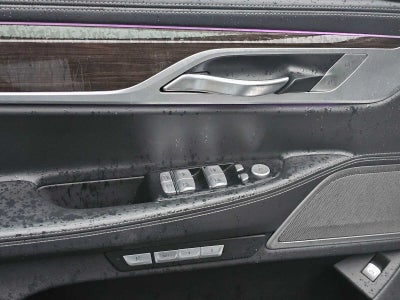 2018 BMW 7 Series 740e xDrive iPerformance