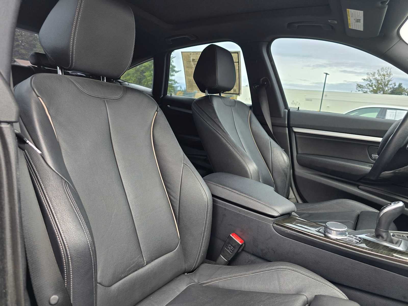 2018 BMW 3 Series 330i xDrive