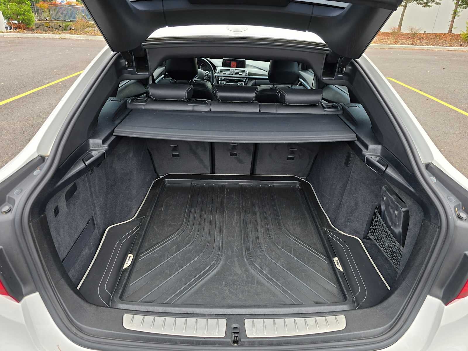 2018 BMW 3 Series 330i xDrive