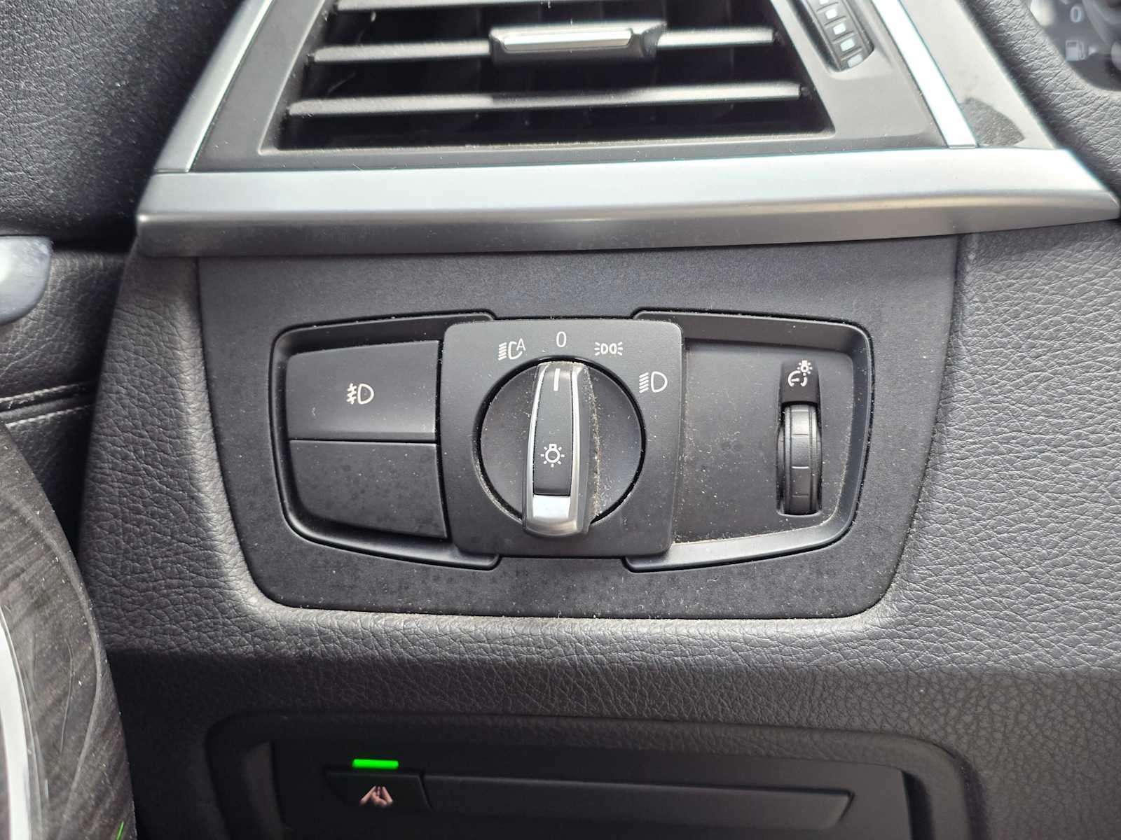 2018 BMW 3 Series 330i xDrive