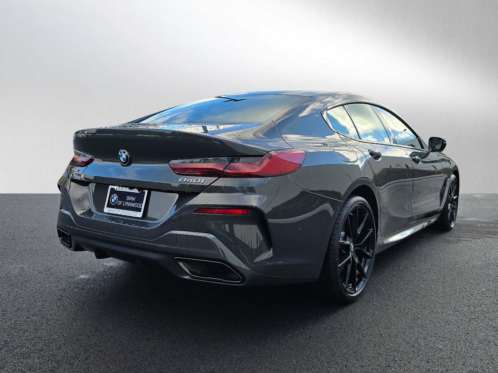 2026 BMW 8 Series 840i