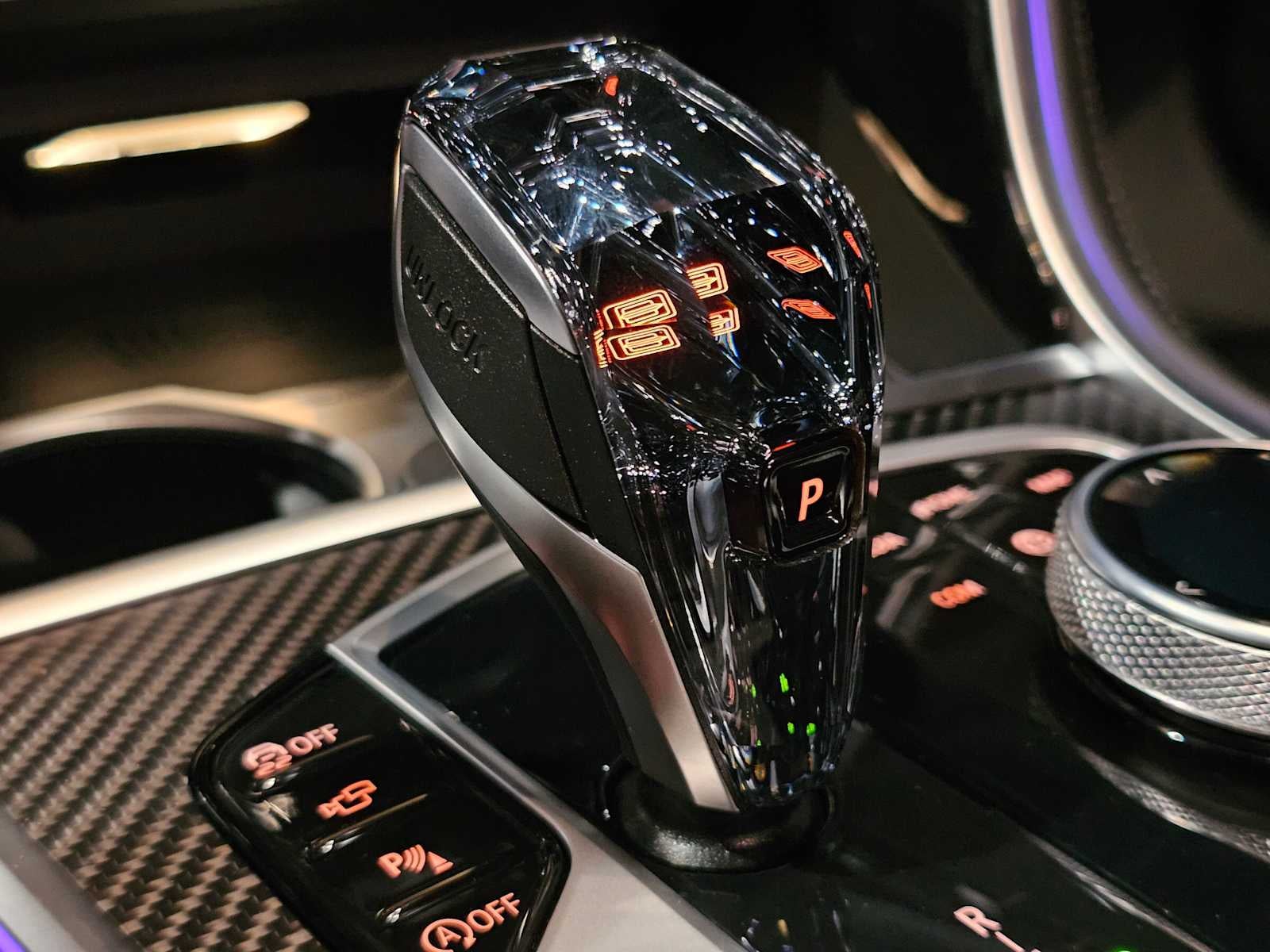 2026 BMW 8 Series M850i