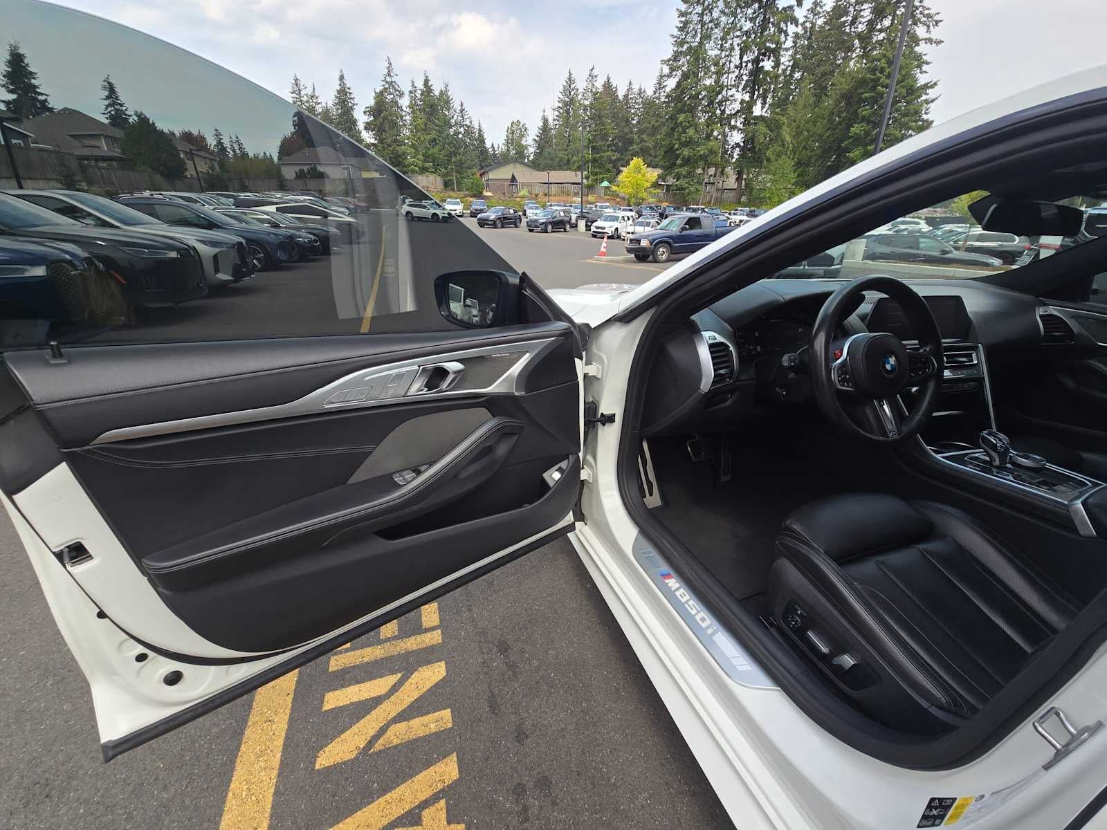 2020 BMW 8 Series M850i